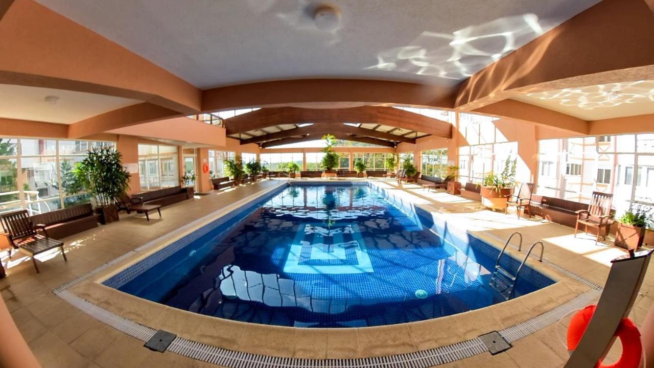 Apto No Centro De Gramado Com Piscina Termica Екстер'єр фото